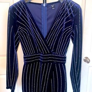Windsor Royal blue crushed velvet sequined dress. 👗 Never been worn. NWT